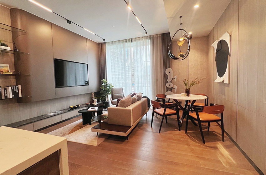 Condominium in Ploenchit